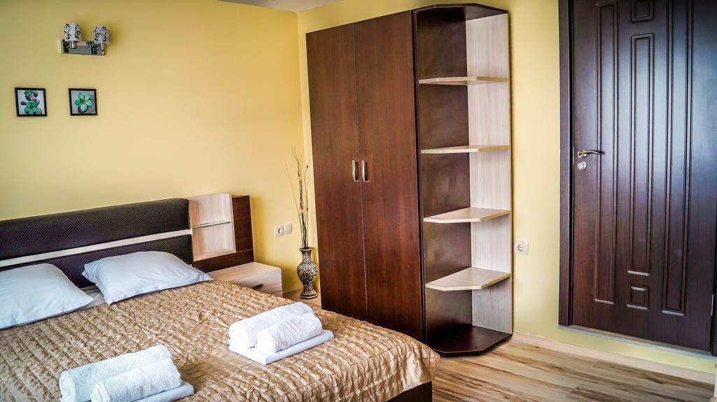 Guest House Meridi Priseltsi Exterior photo